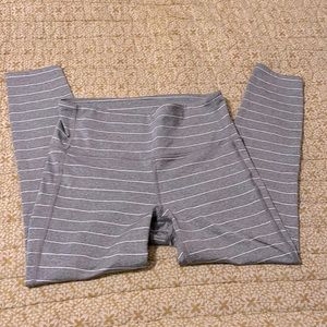 Athleta-women’s small leggings